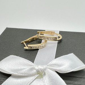 14k Yellow Gold 6 Baguette Diamonds & 12 Round Brilliant Diamonds Earrings